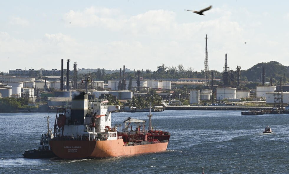Le pétrolier Ocean Mariner, battant actuellement pavillon libérien, arrive au port de La Havane, le 9 janvier 2026