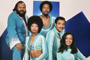 Photo of 5th Dimension, circa 1969, California, Los Angeles. Left to right: Ron Townson, Florence LaRueBilly Davis Jr., Lamonte McLemore, Marilyn McCoo.