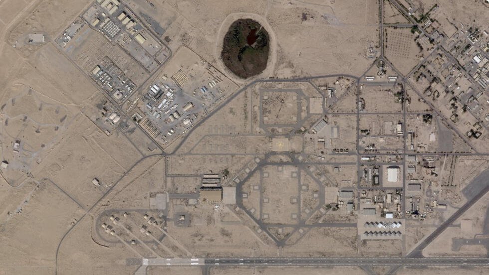 Una vista satelital muestra la base Ali Al Salem, tras los ataques iraníes, cerca de Al Jahra, Kuwait, el 1 de marzo de 2026.