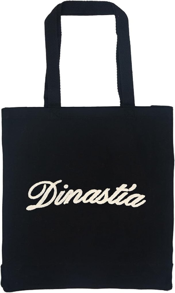 Where to buy Peso Pluma's official Dinastía 2026 tour merch online.