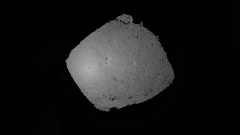 Fotografía del asteroide Ryugu, tomada por la sonda Hayabusa2.