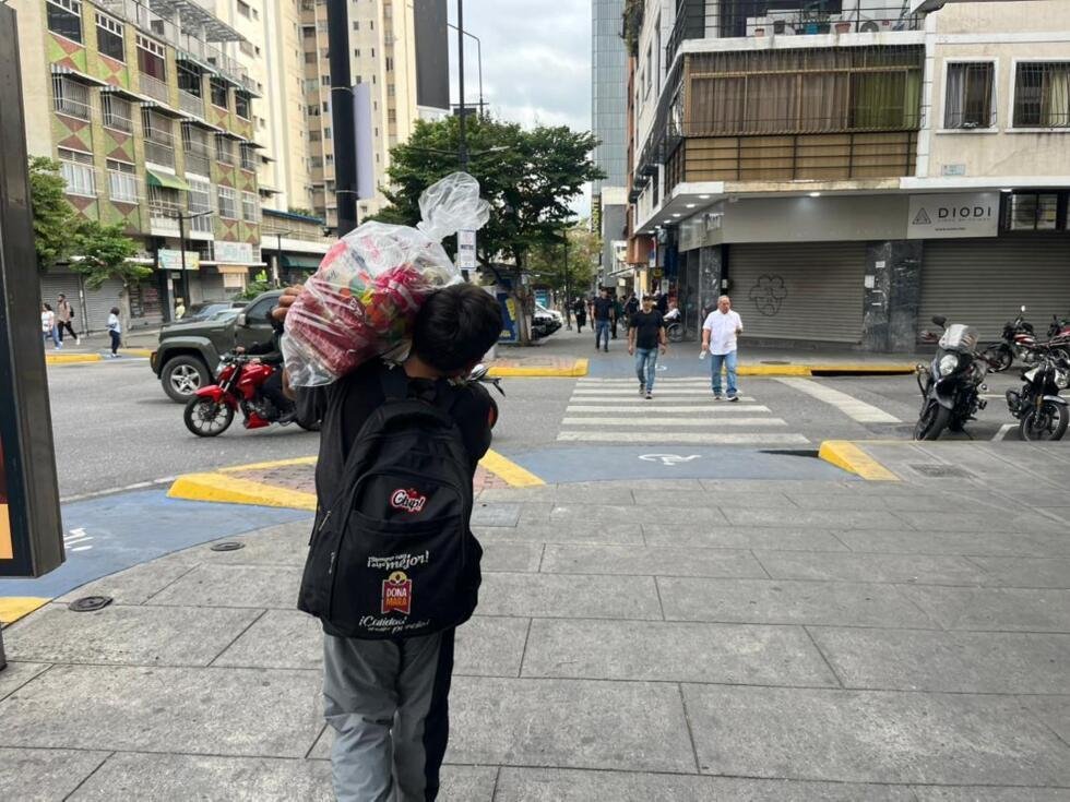 En Chacao,&nbsp;un vecindario con gran actividad comercial ubicado en el este de Caracas y poblado principalmente por personas de&nbsp;la tercera edad, hay opiniones divididas sobre el cambio en Venezuela.