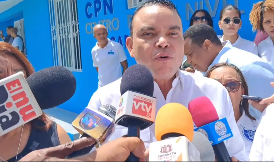 Dr. Julio Landrón reafirma compromiso con el fortalecimiento de la Atención Primaria en la Regional El Valle