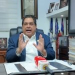 Permiso digital de menores genera RD$1.3 millones para notarios durante agosto