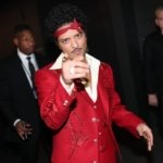 Bruno Mars reacciona con humor al ver a Drake bailar con su ‘crush latina’ Karol G: ‘¡La recuperaré!’