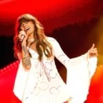 ‘Choosin’ Texas’ de Ella Langley extiende récord en Hot 100 con 24 semanas en el No. 1