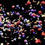 El Nobel que usa IA para crear moléculas inéditas en la naturaleza nos habla del potencial y los peligros del biodiseño