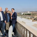 El presidente de Líbano aboga por la retirada de Israel en una visita sorpresa al sur del país