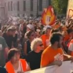 España: miles marchan en Madrid tras el desahucio de una mujer de 87 años