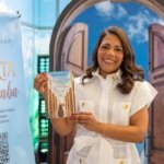 IDAC promueve vocaciones en Feria Internacional del Libro con puesta en circulación libro “La puerta que susurra” 
