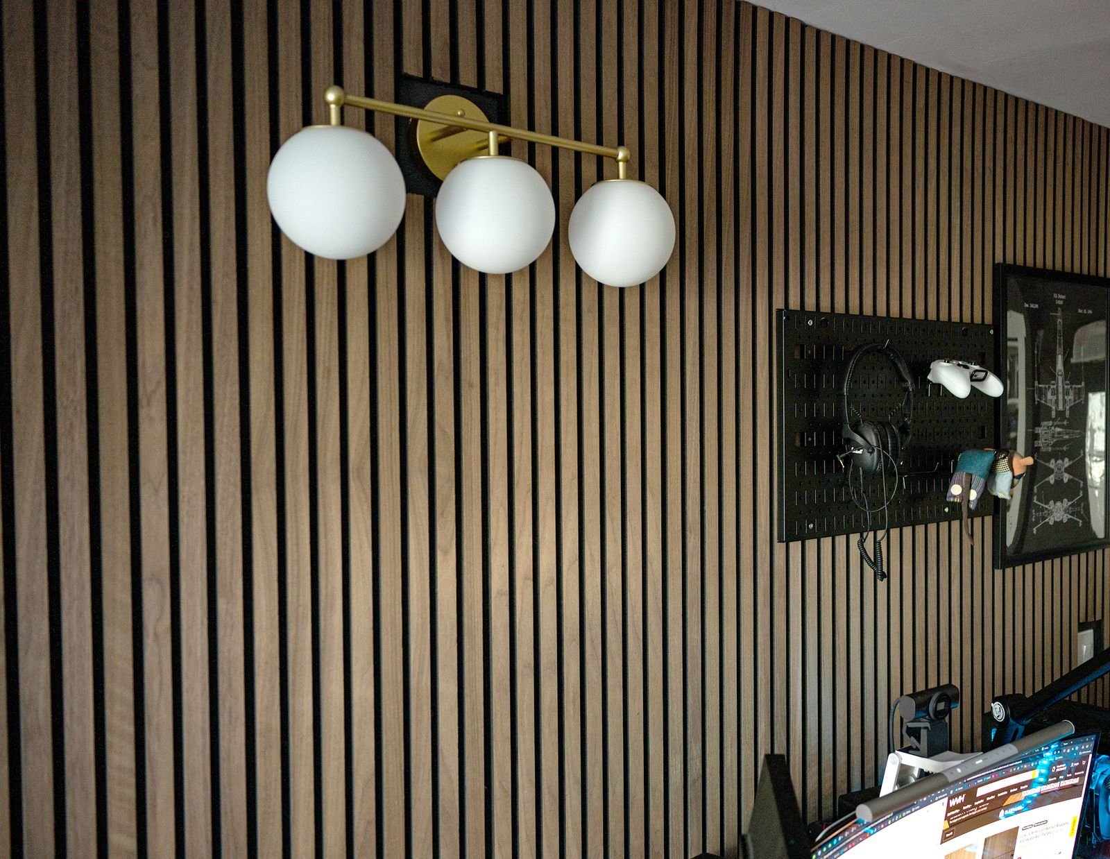 Paneles de madera para pared.