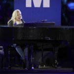 Lady Gaga y Lena Dunham reabren el debate de la gestación subrogada