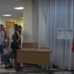 Partido de Putin gana las elecciones legislativas en Rusia en medio de denuncias de fraude