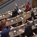 Paz recibe espaldarazo del Congreso para ampliar por 90 días el estado de excepción en Bolivia