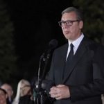 Serbia: Aleksandar Vucic renuncia a la Presidencia para buscar ser primer ministro