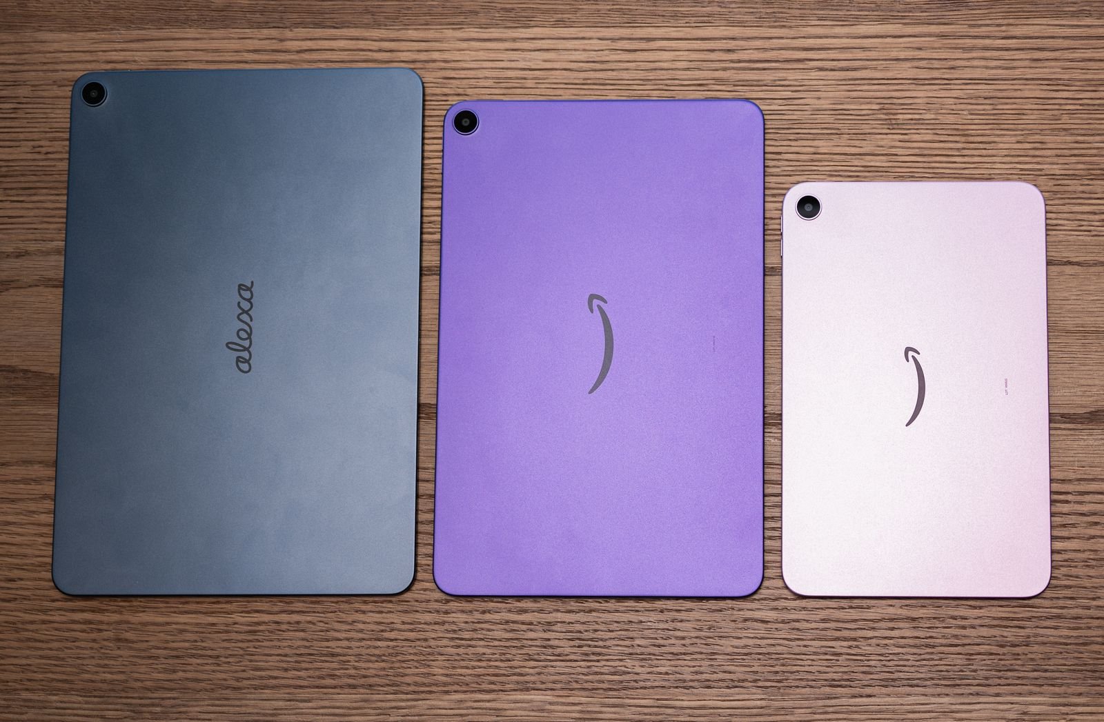 De izquierda a derecha la Alexa Tablet 12 Pro la Alexa Tablet 11 y la Alexa Tablet 8.